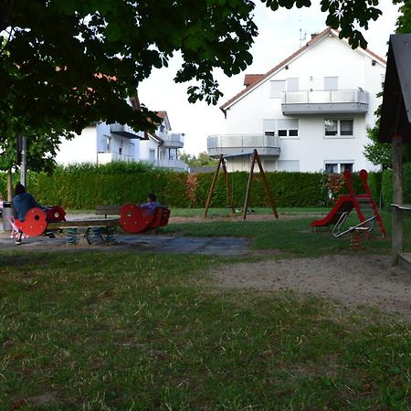 Lamiacasa Family-Business-Near Bosch-Train Station Apartamento Renningen Exterior foto